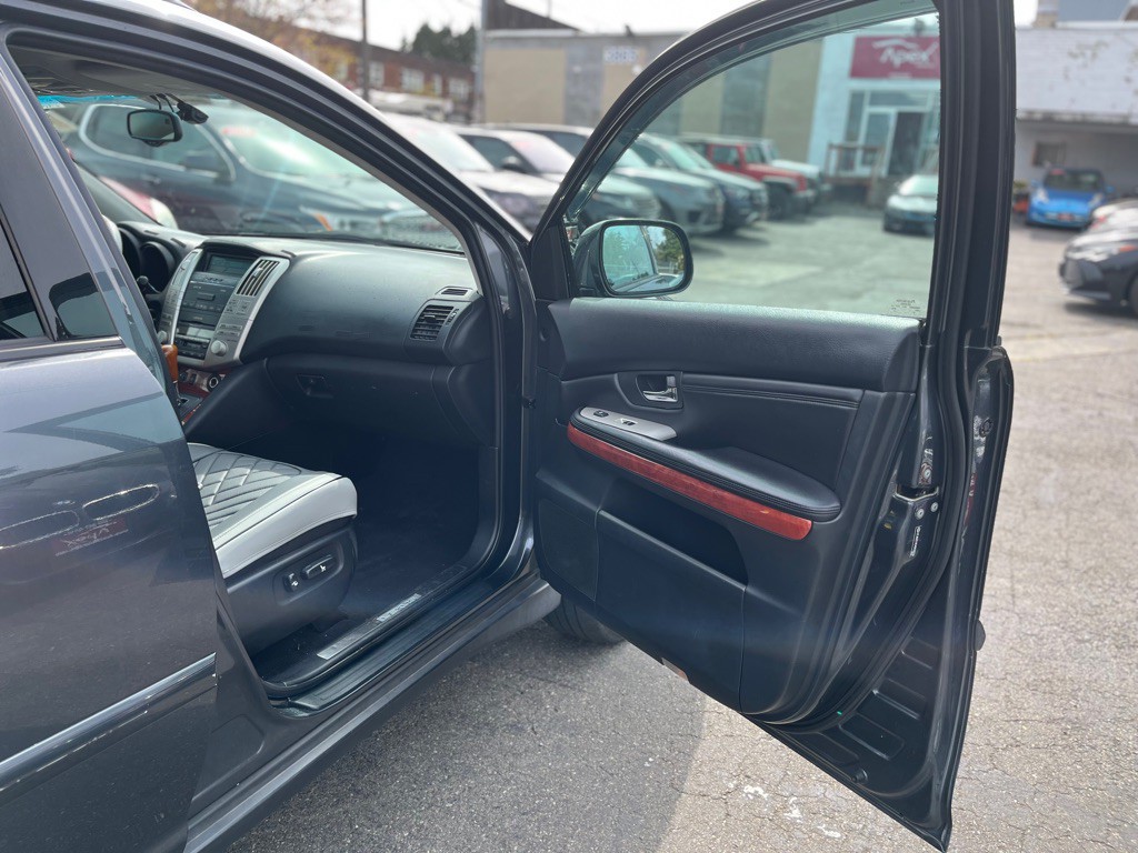 2004 Lexus RX 330 Image 13