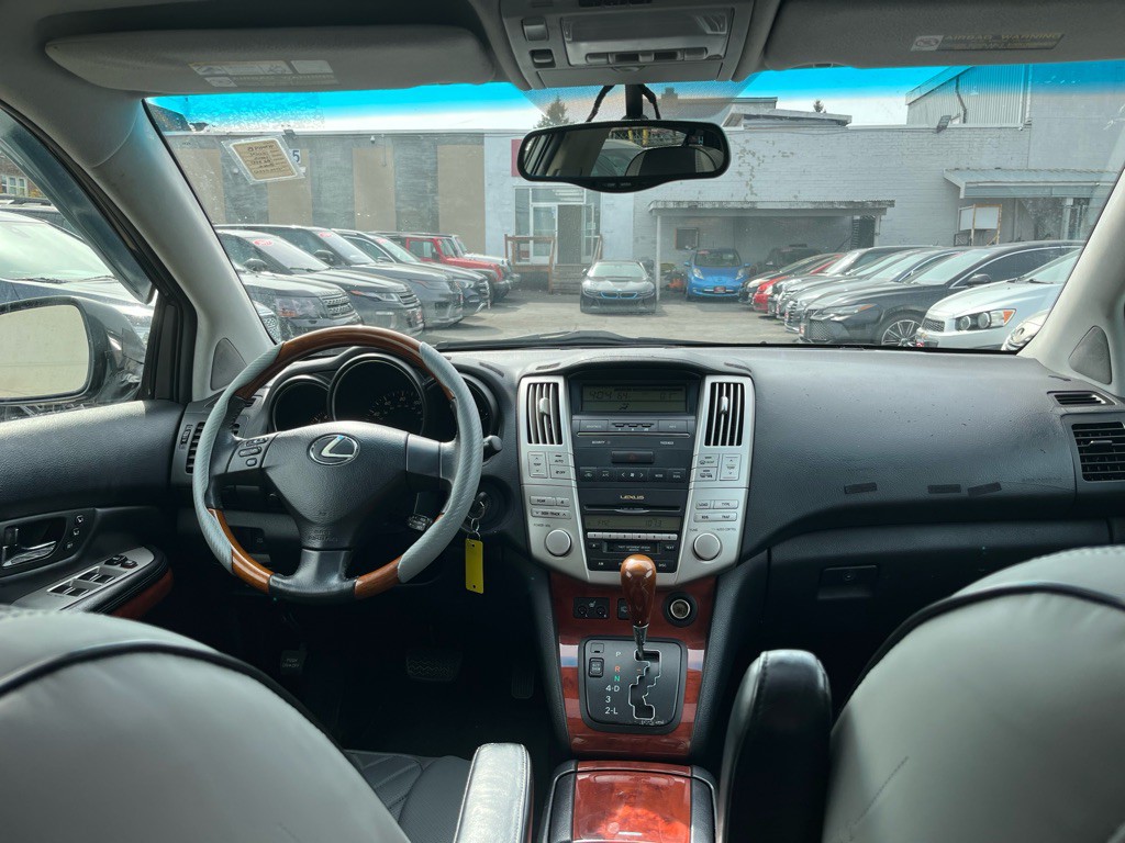 2004 Lexus RX 330 Image 18