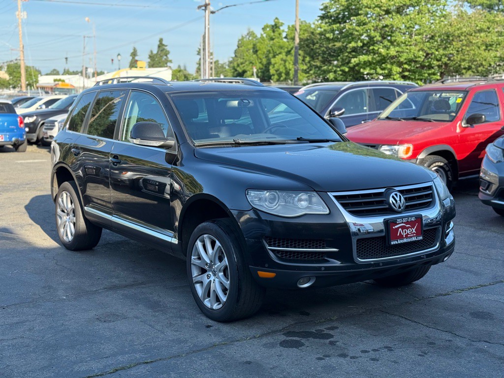 2008 Volkswagen Touareg Image 2