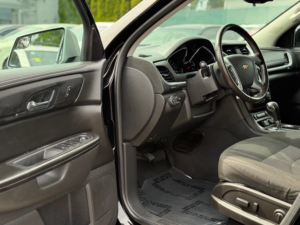2016 Chevrolet Traverse Image 9