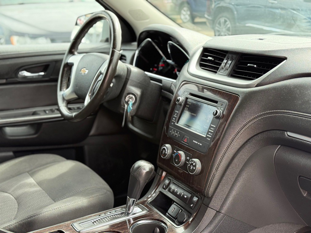 2016 Chevrolet Traverse Image 18