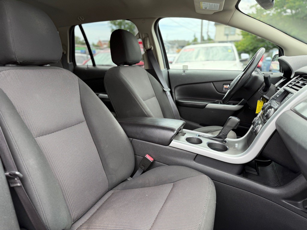 2013 Ford Edge Image 15