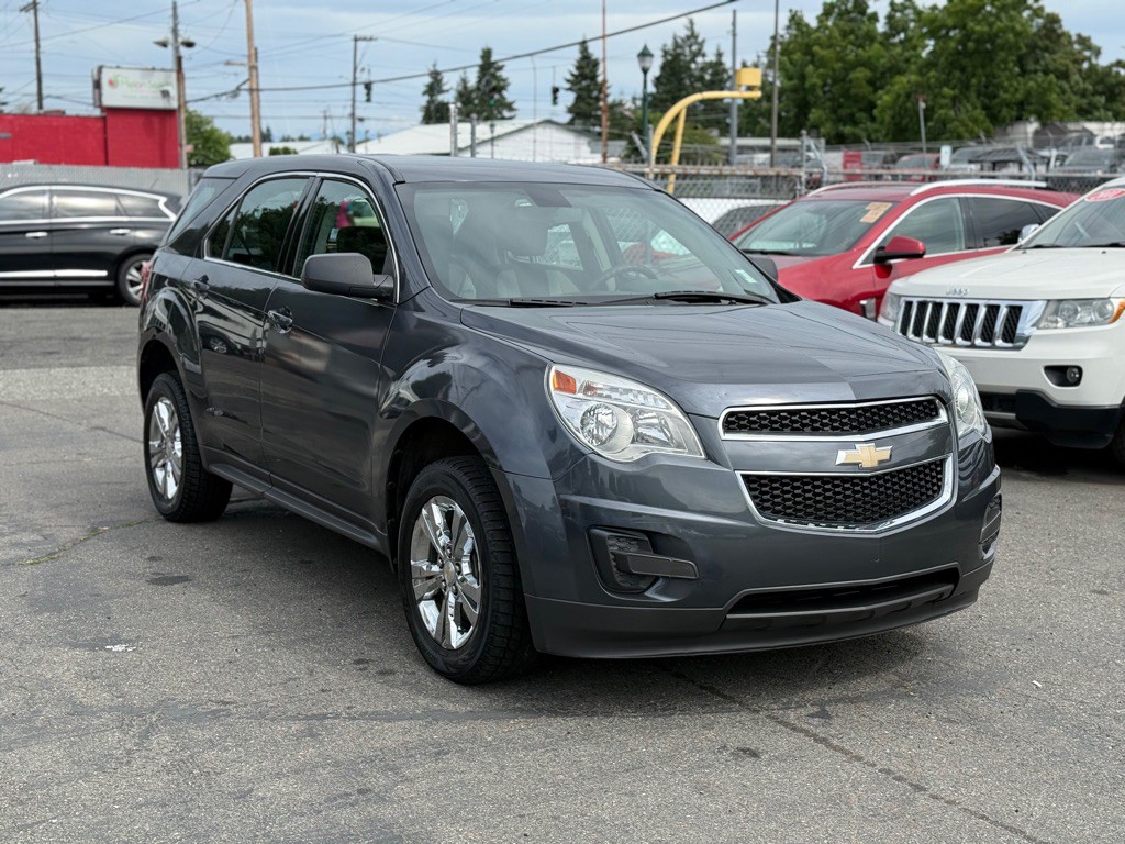 2011 Chevrolet Equinox Image 2
