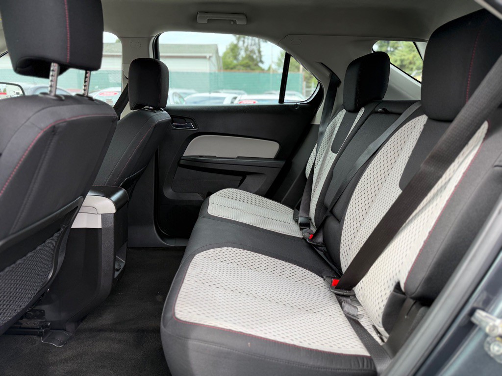 2011 Chevrolet Equinox Image 12