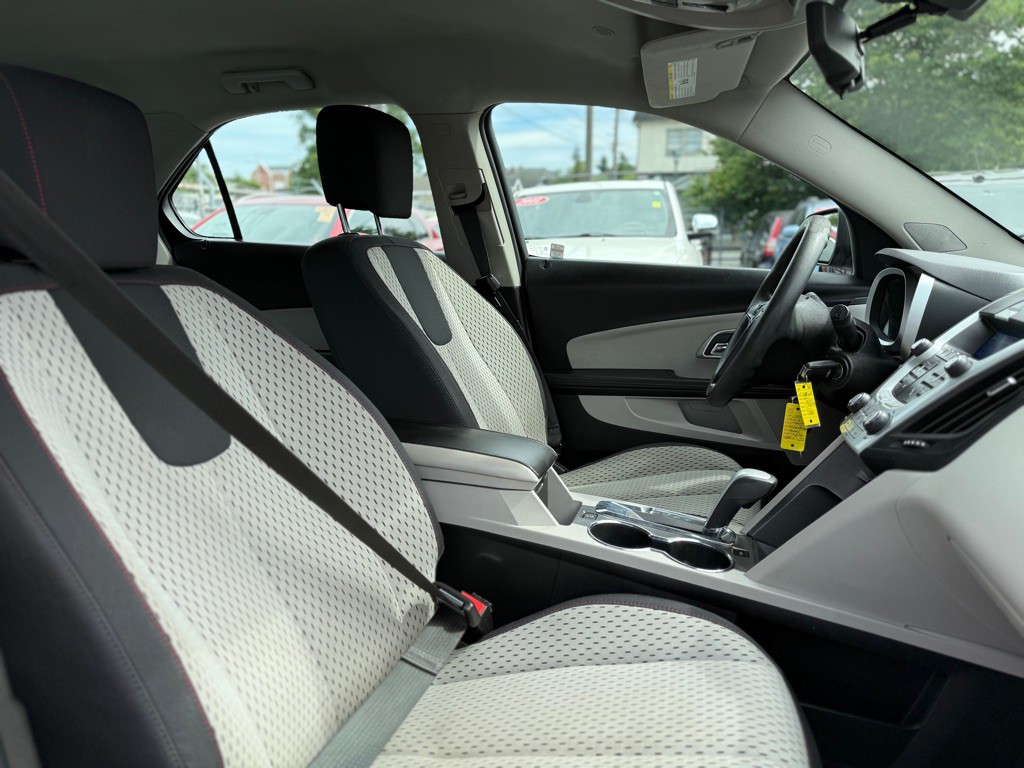 2011 Chevrolet Equinox Image 16