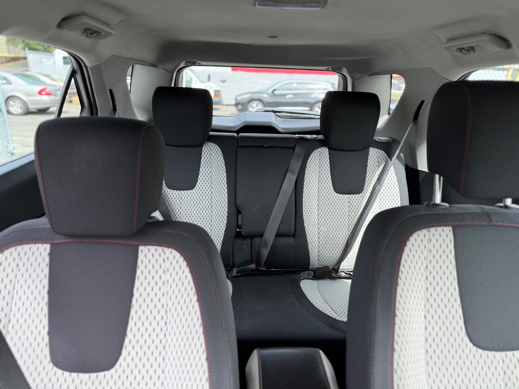 2011 Chevrolet Equinox Image 18