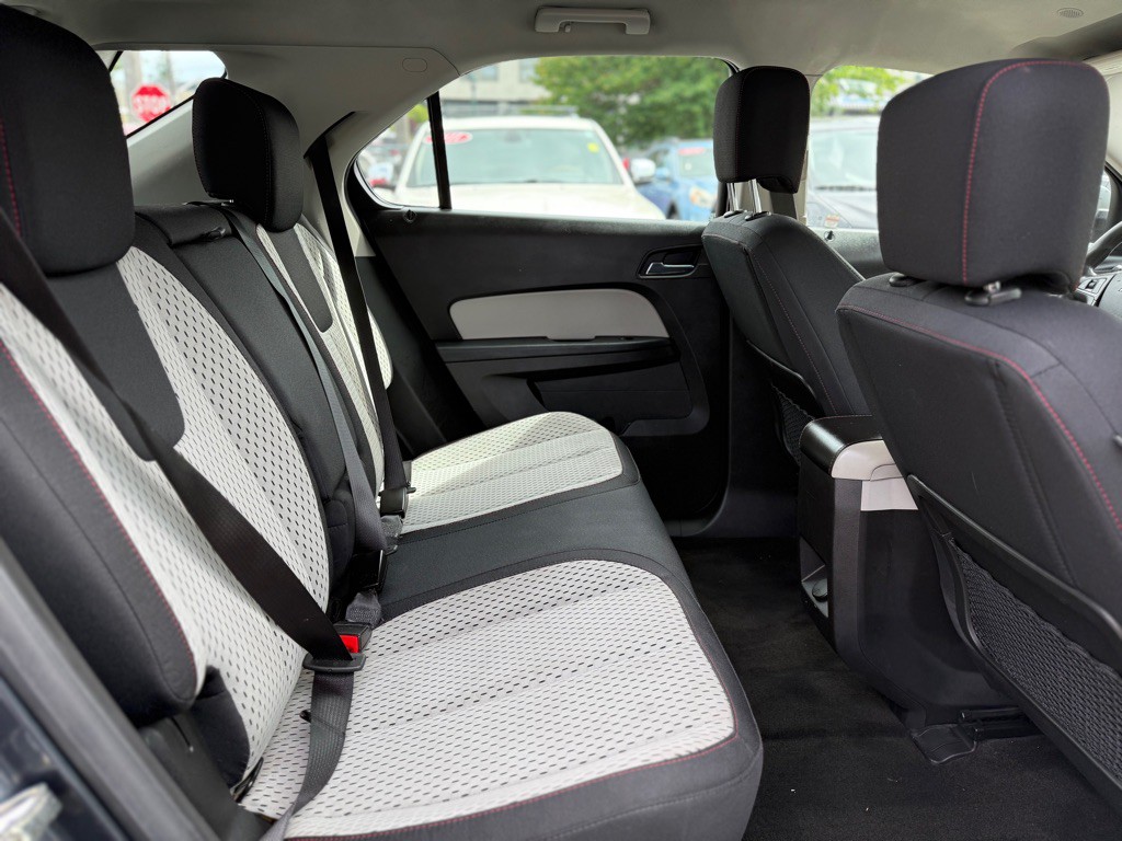 2011 Chevrolet Equinox Image 19