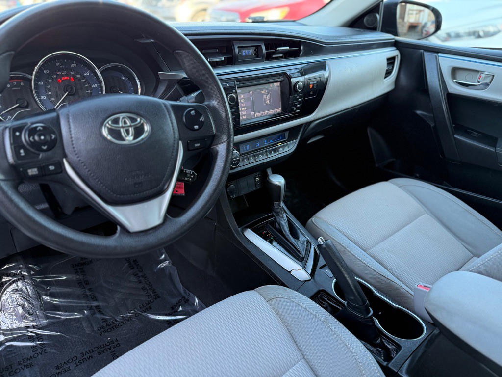 2014 Toyota Corolla Image 9