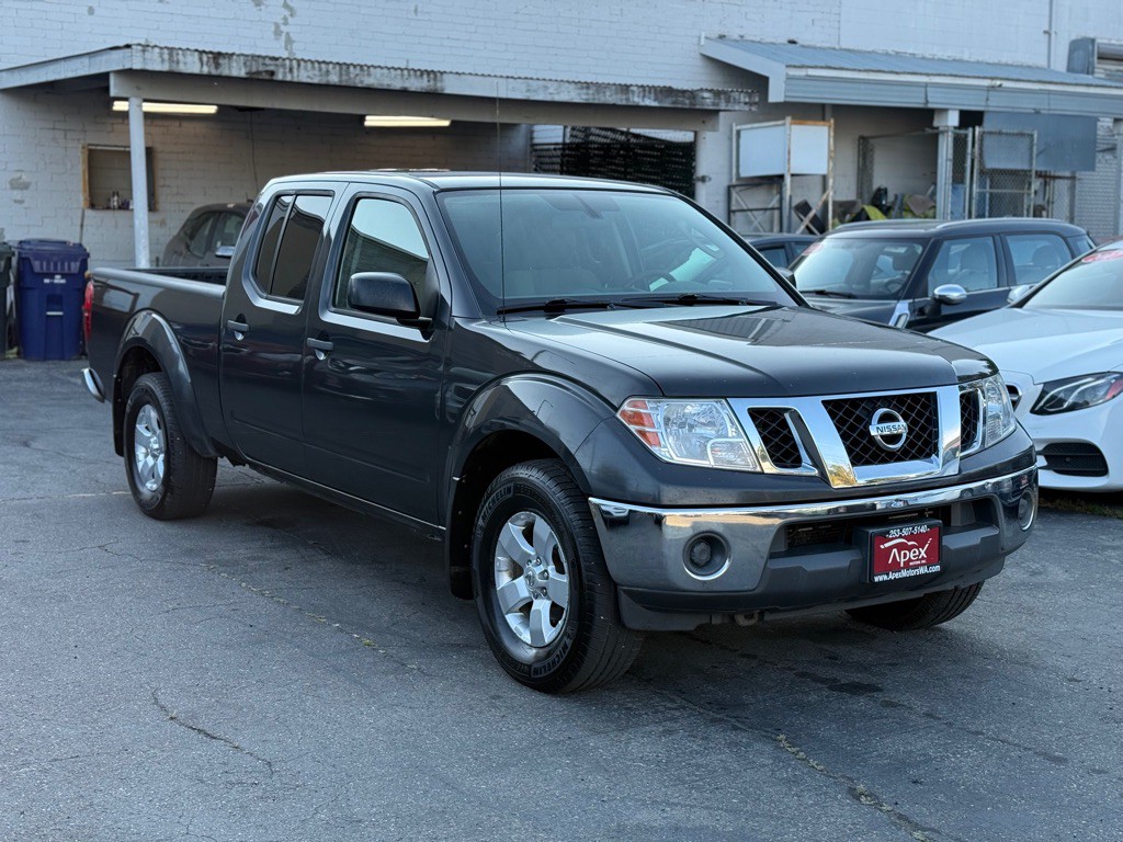 2010 Nissan Frontier Image 2
