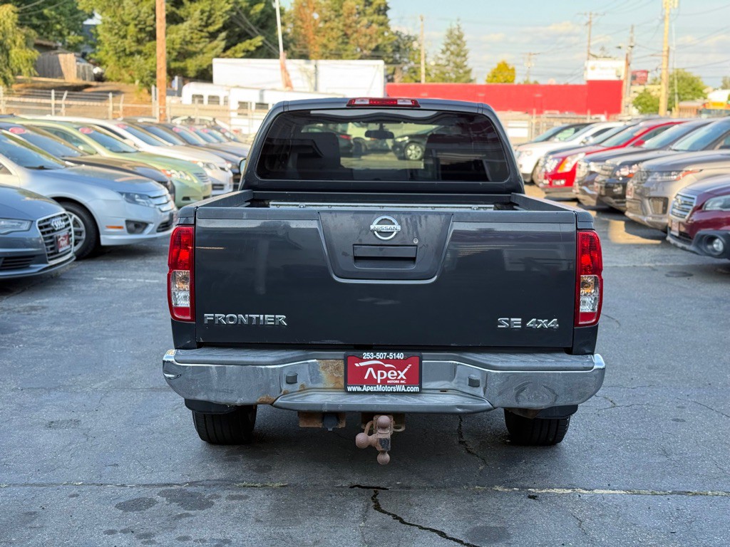 2010 Nissan Frontier Image 6