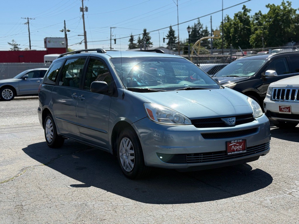 2005 Toyota Sienna Image 2