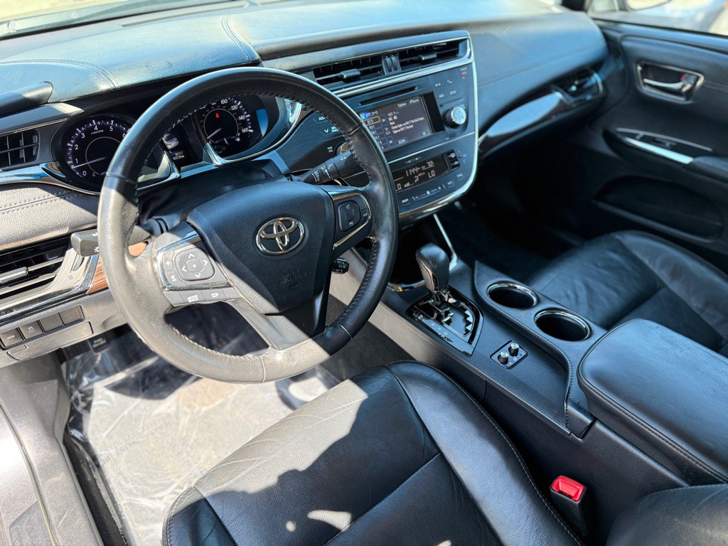 2013 Toyota Avalon Image 10