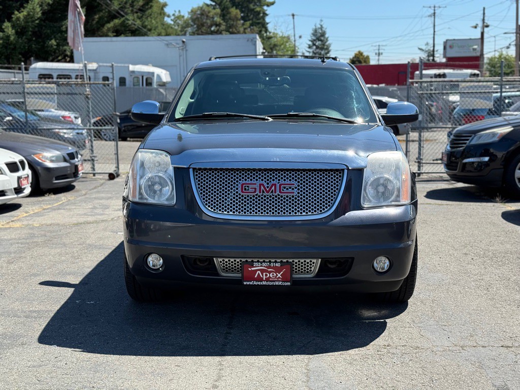 2008 GMC Yukon Image 3