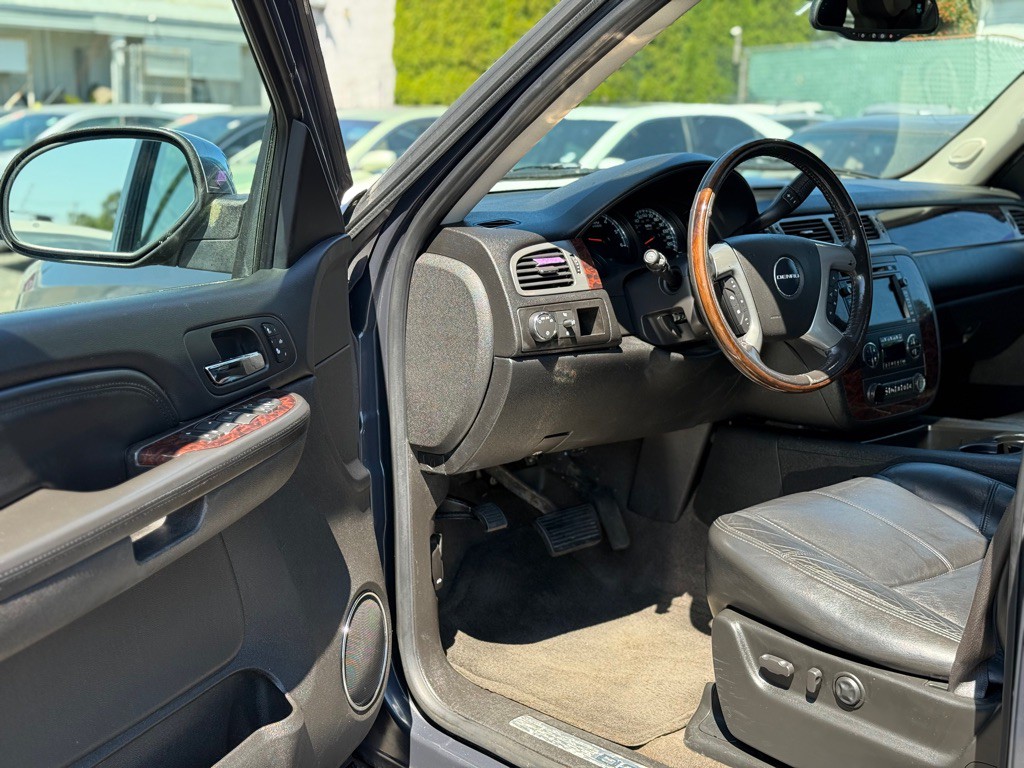 2008 GMC Yukon Image 9