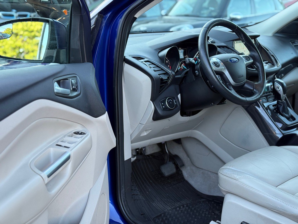 2016 Ford Escape Image 9