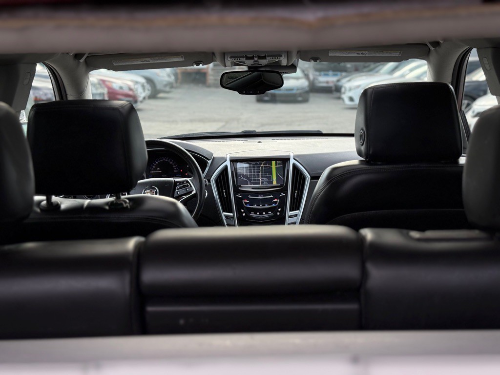 2013 Cadillac SRX Image 8