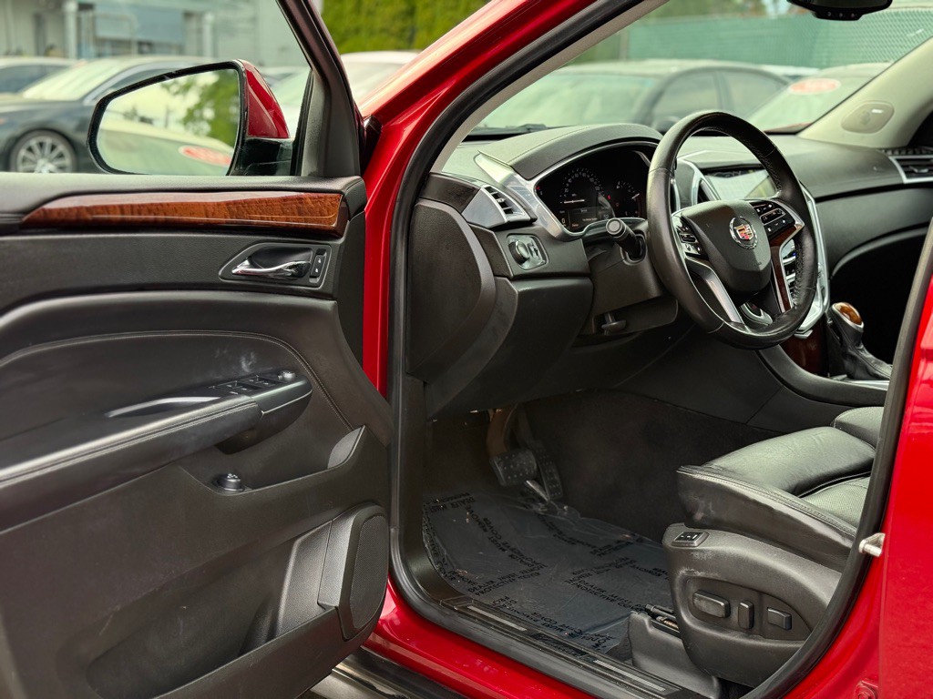 2013 Cadillac SRX Image 9