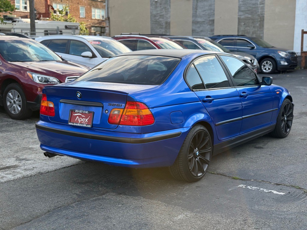 2003 BMW 3 Series Image 4