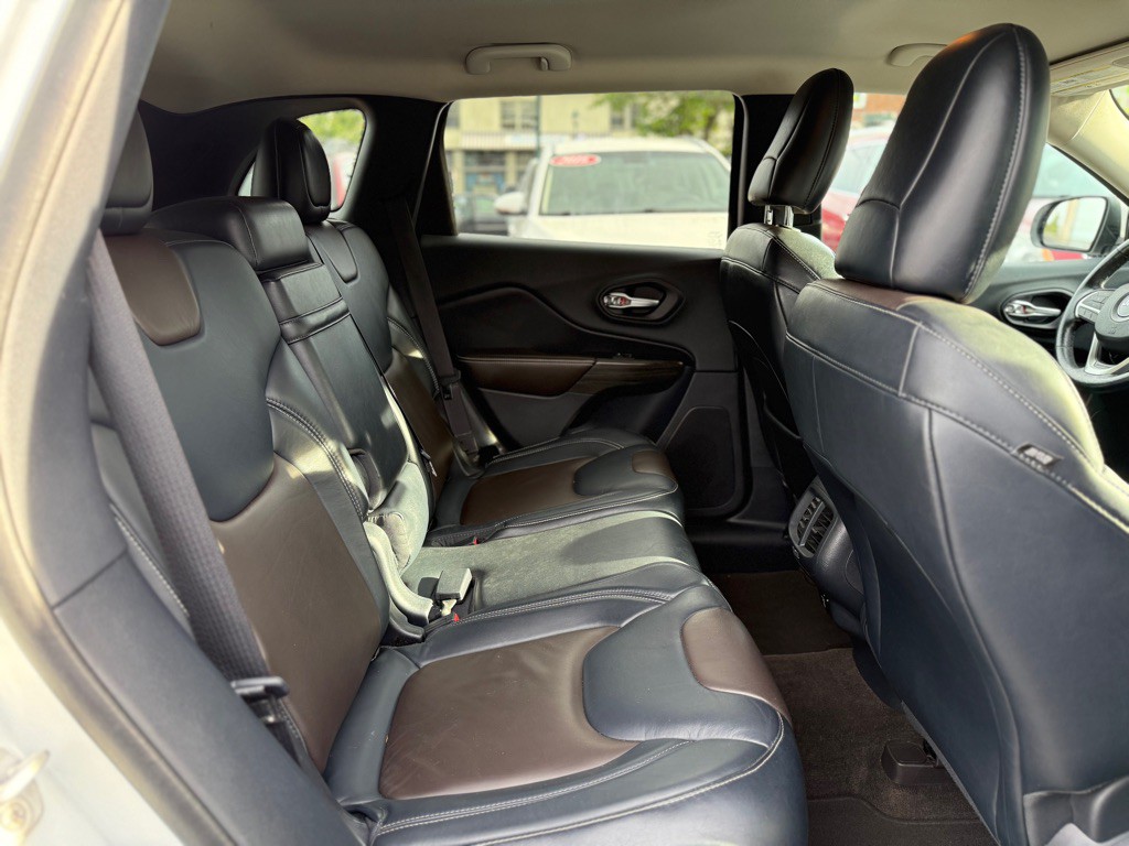 2014 Jeep Cherokee Image 19