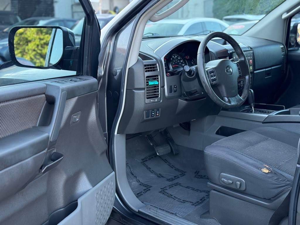 2007 Nissan Armada Image 9