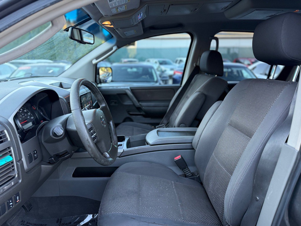 2007 Nissan Armada Image 10