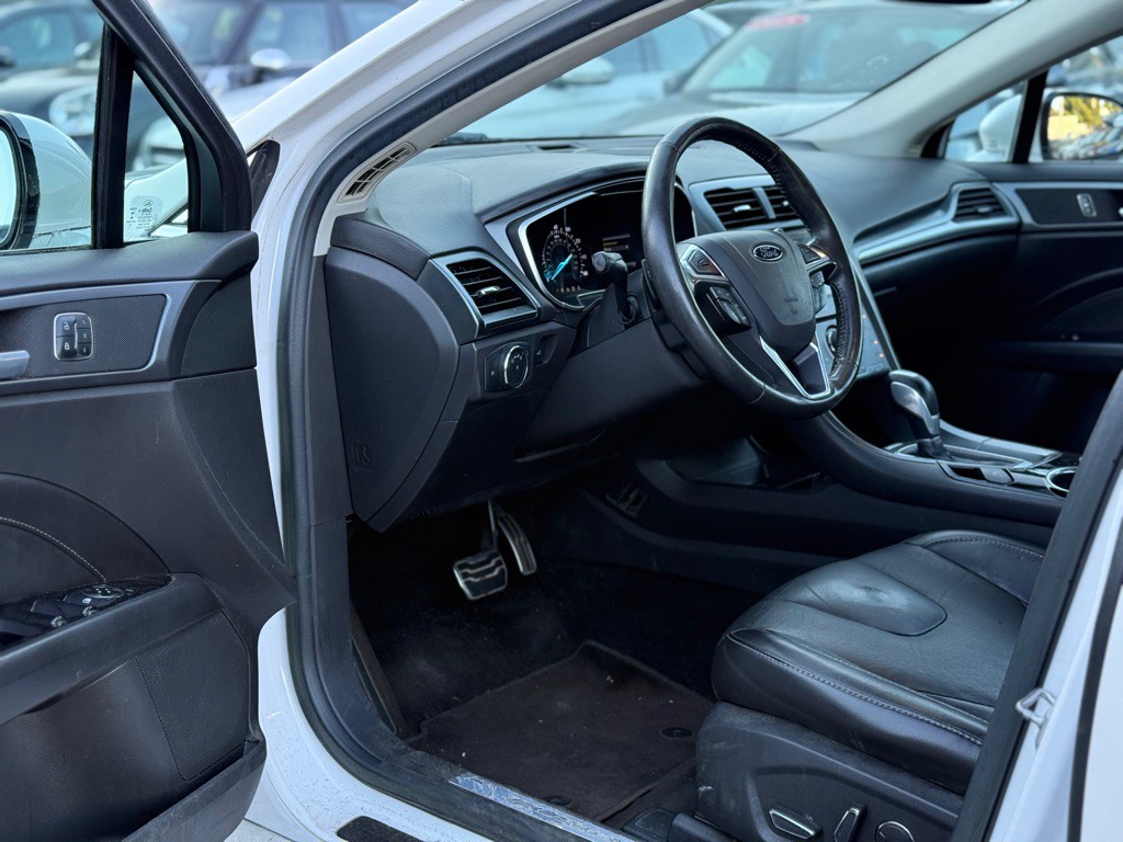 2014 Ford Fusion Image 8