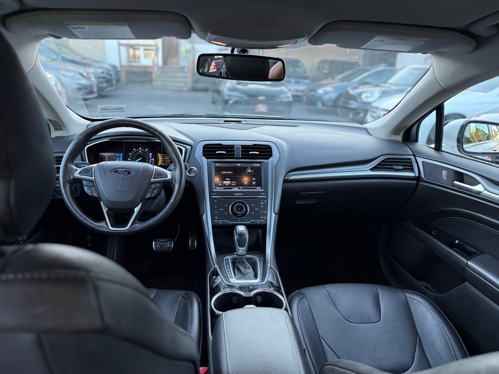 2014 Ford Fusion Image 12