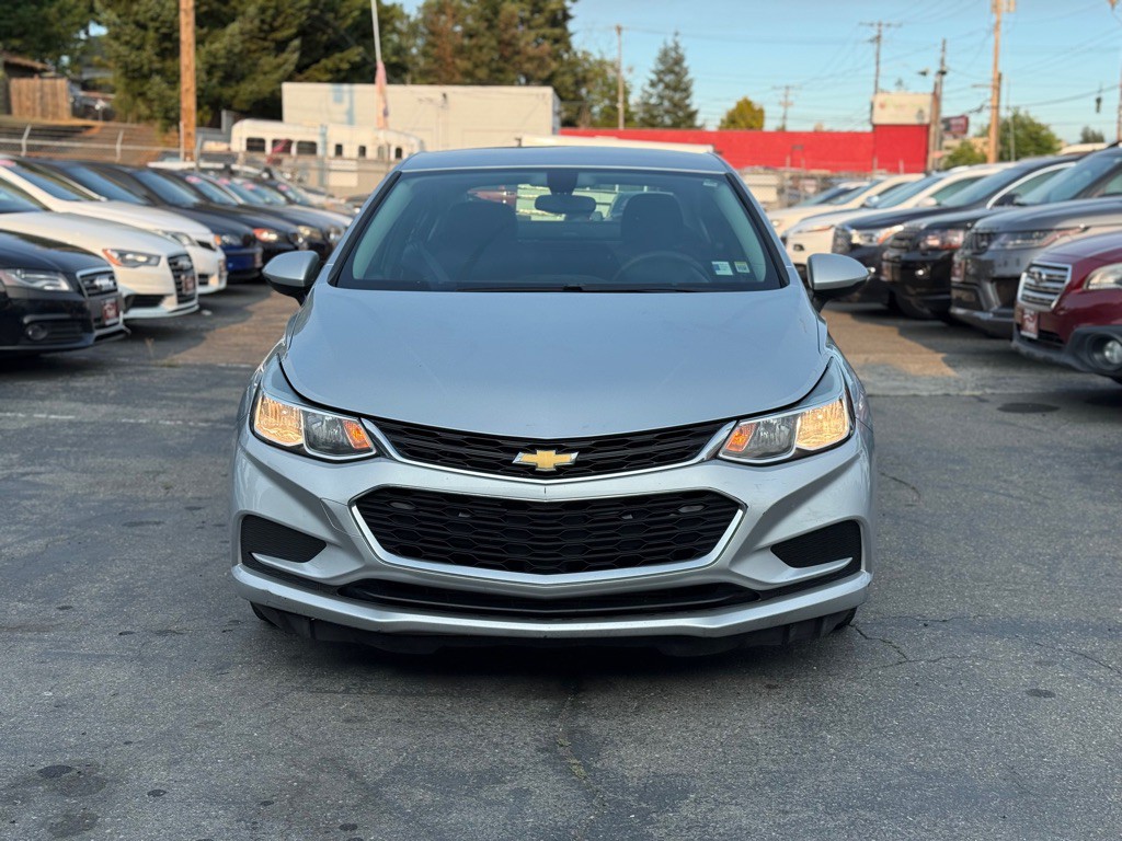 2017 Chevrolet Cruze Image 3