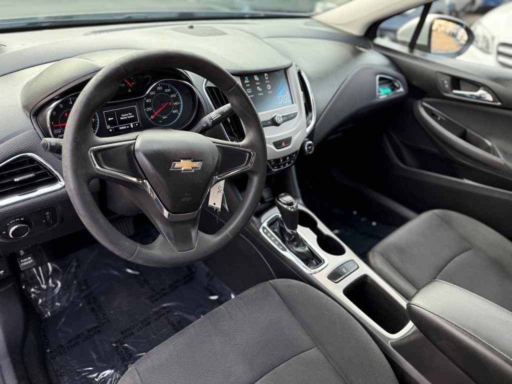 2017 Chevrolet Cruze Image 10