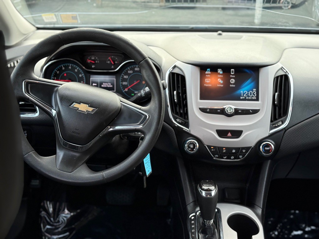 2017 Chevrolet Cruze Image 13