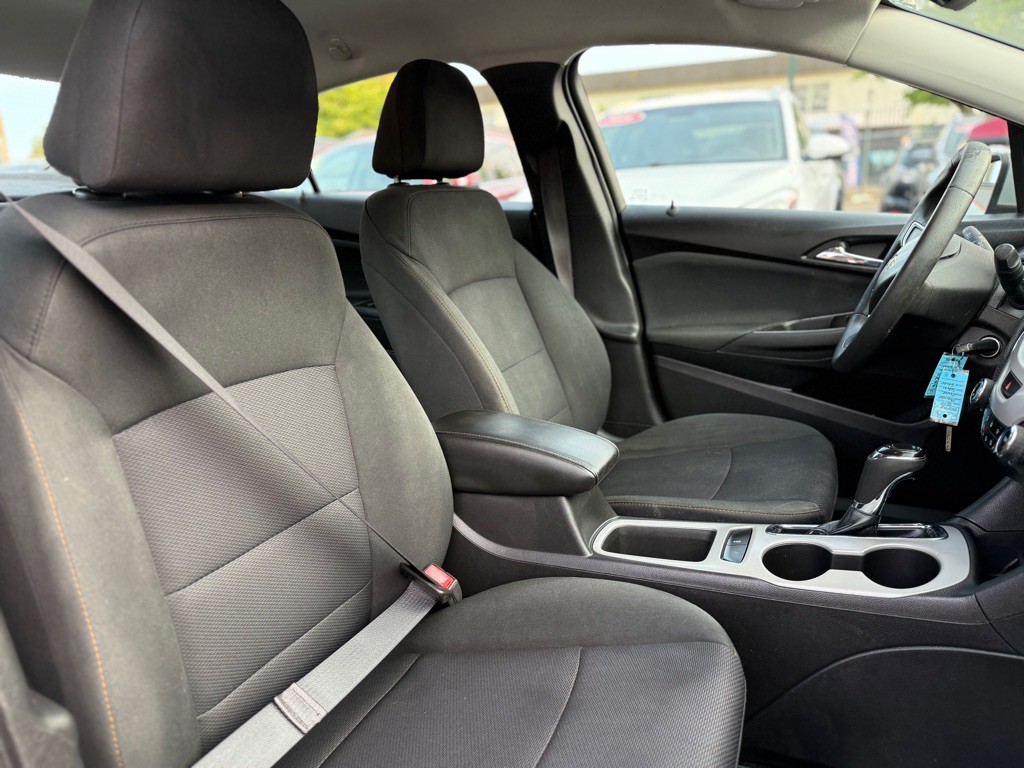 2017 Chevrolet Cruze Image 15