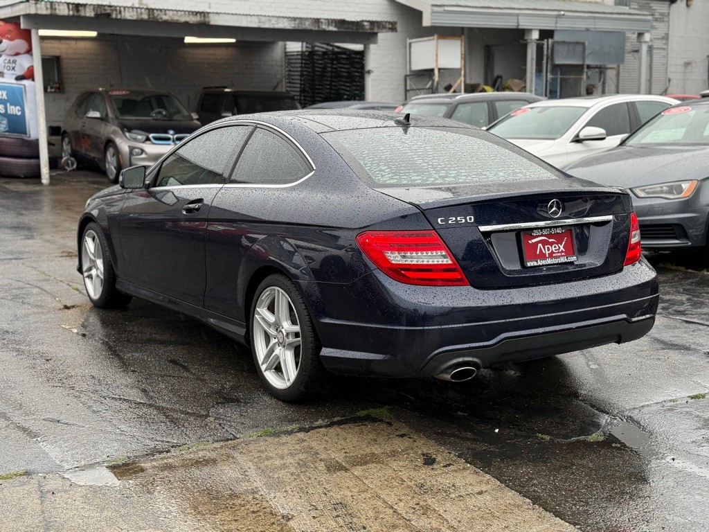 2013 Mercedes-Benz C-Class Image 5