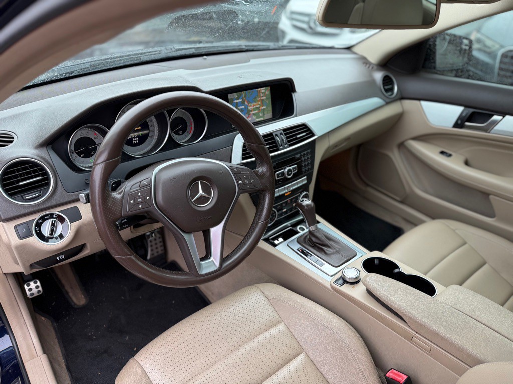 2013 Mercedes-Benz C-Class Image 10