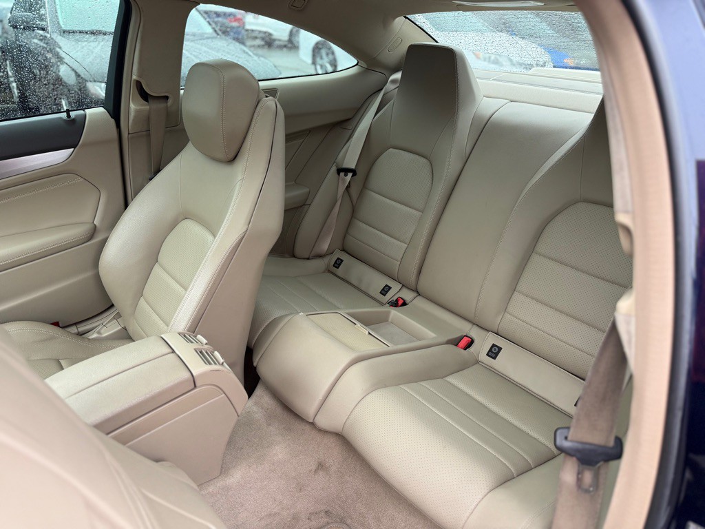 2013 Mercedes-Benz C-Class Image 11
