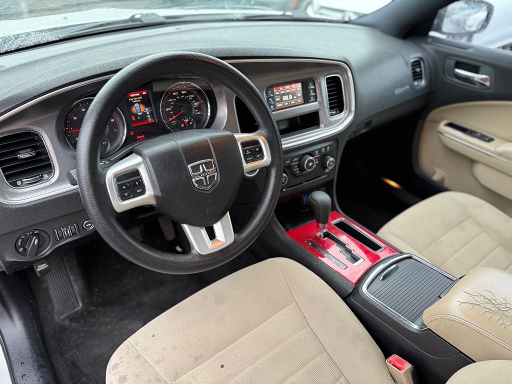 2012 Dodge Charger Image 10
