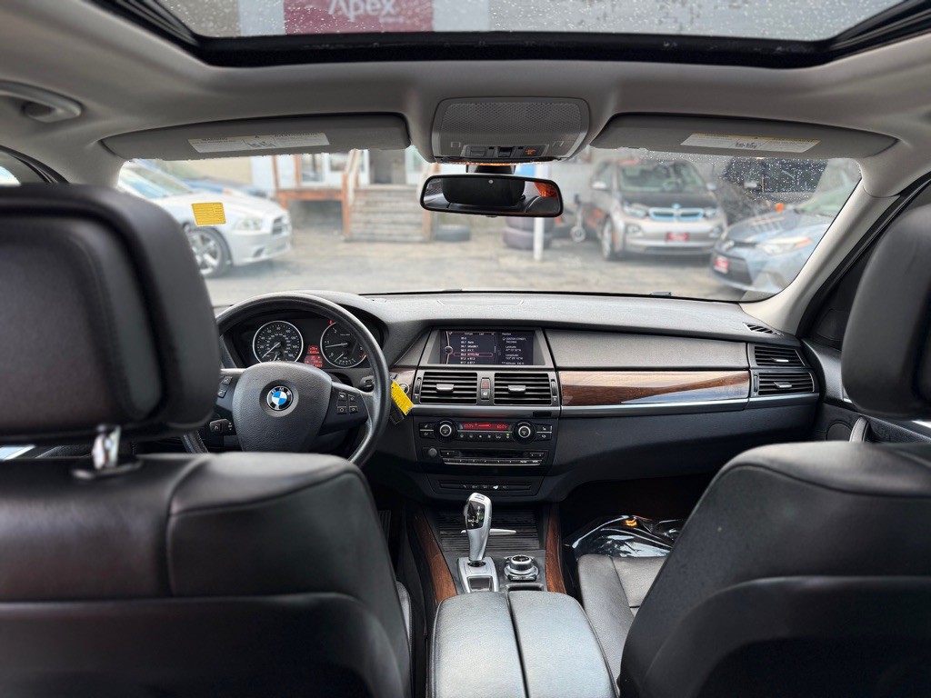2012 BMW X5 Image 13