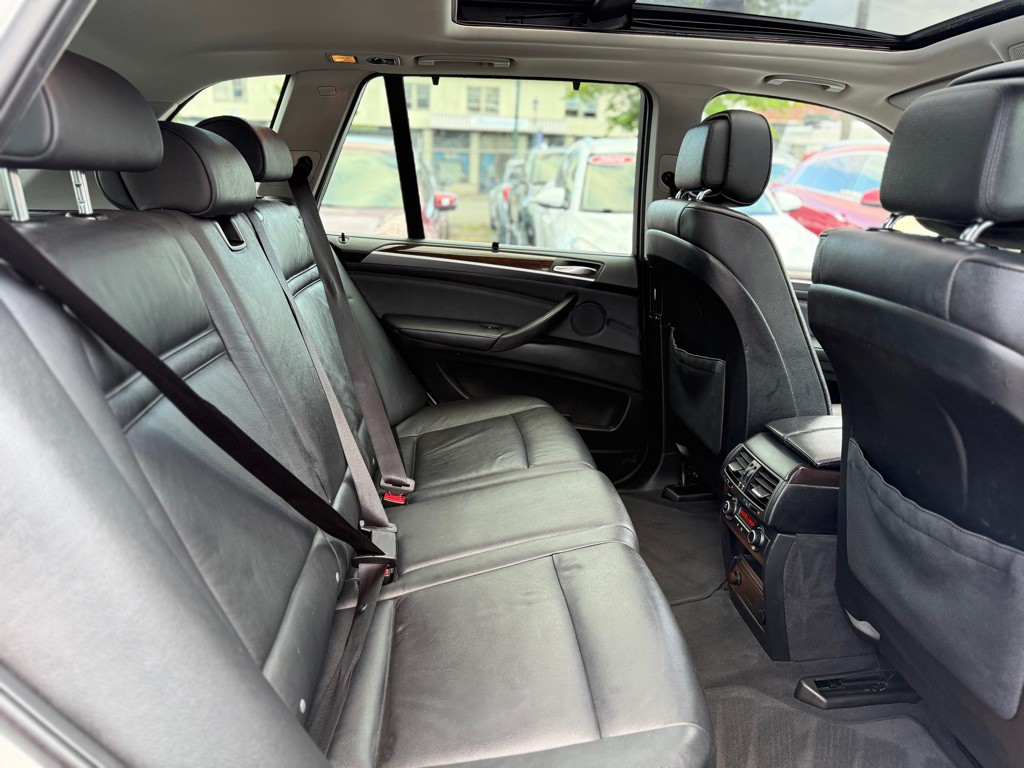 2012 BMW X5 Image 19
