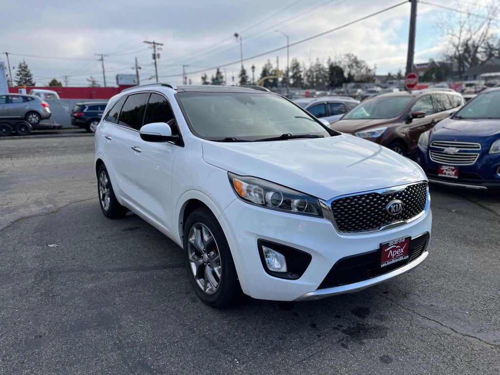 2017 Kia Sorento Image 2