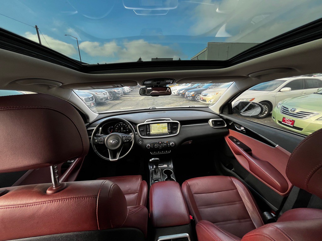 2017 Kia Sorento Image 13