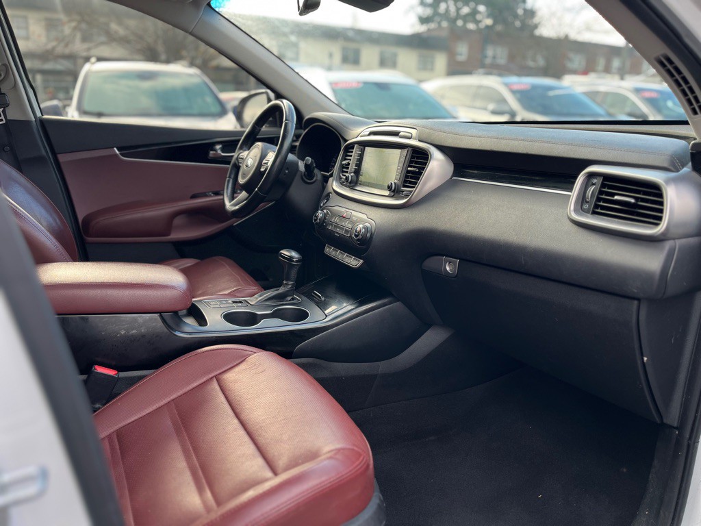 2017 Kia Sorento Image 15
