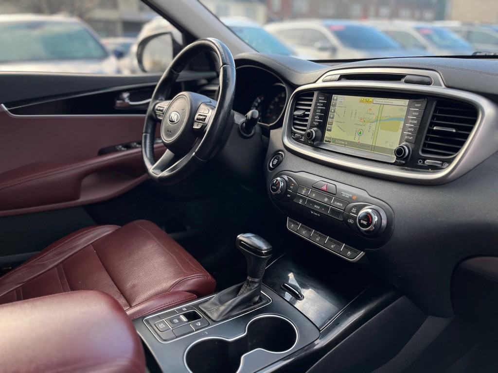 2017 Kia Sorento Image 17