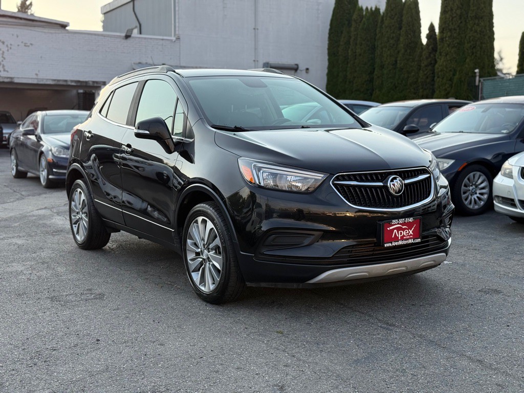 2017 Buick Enclave Image 2