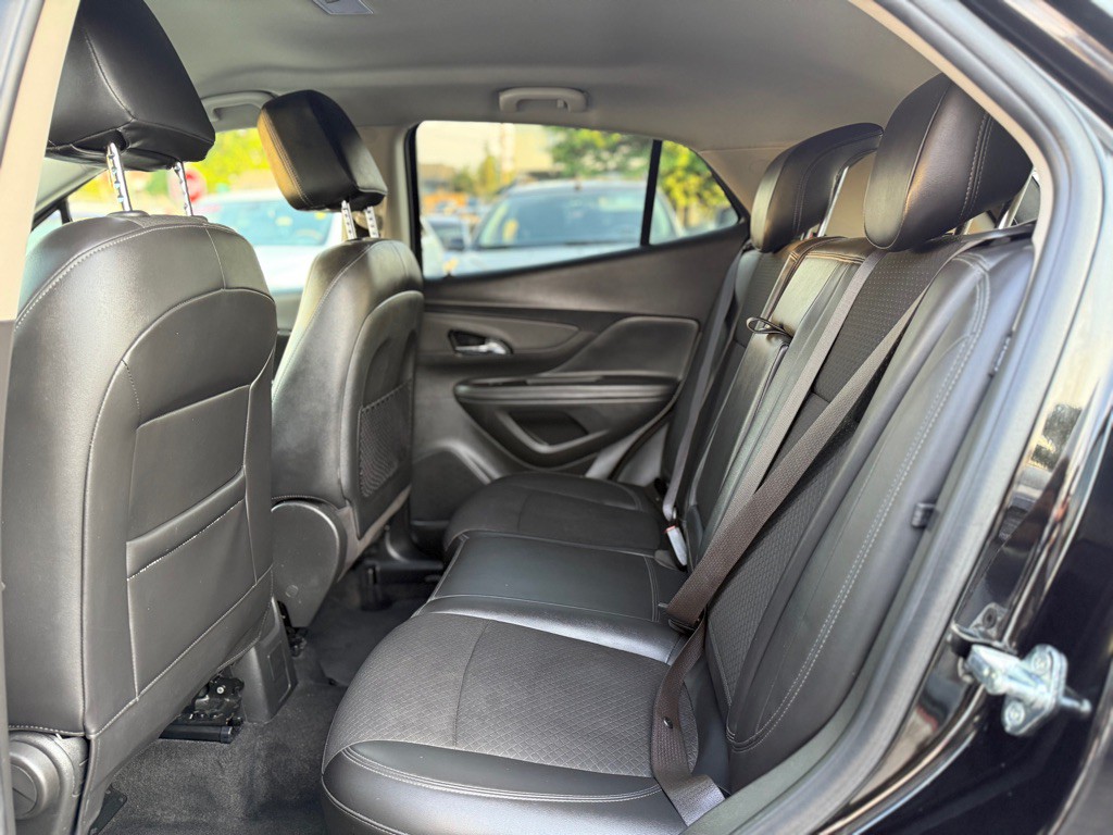 2017 Buick Enclave Image 11