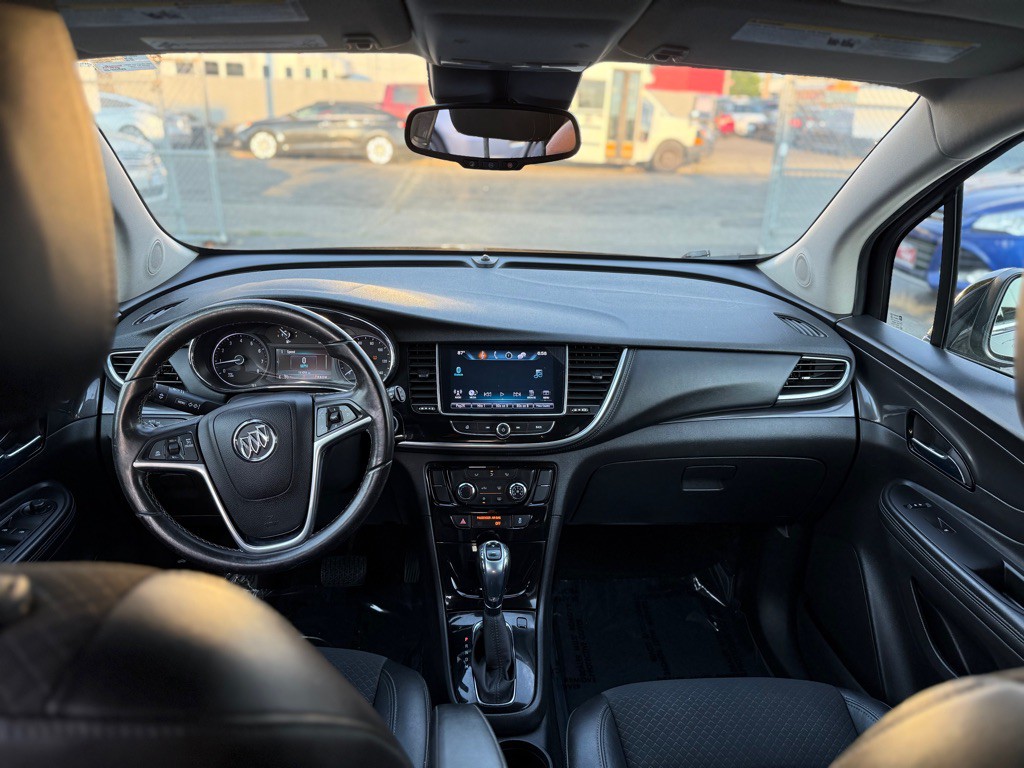 2017 Buick Enclave Image 12