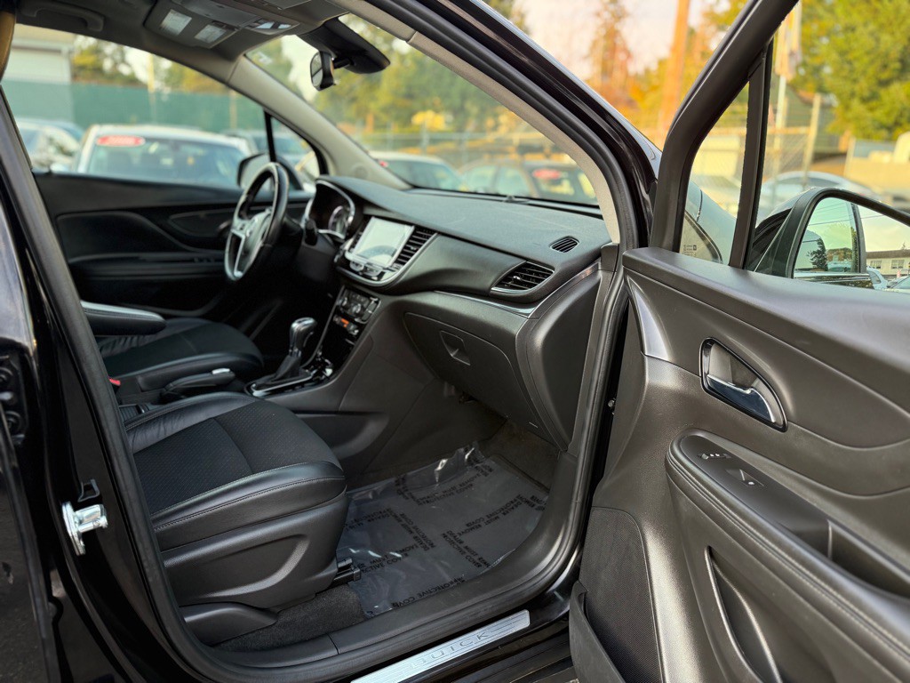 2017 Buick Enclave Image 14