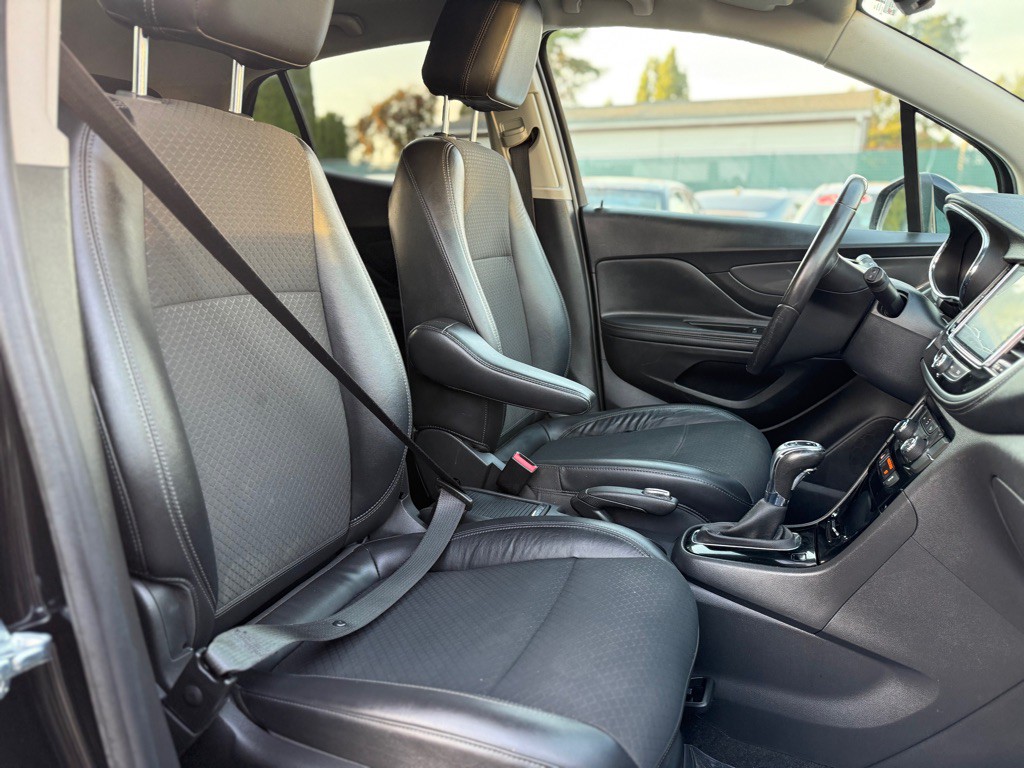 2017 Buick Enclave Image 15