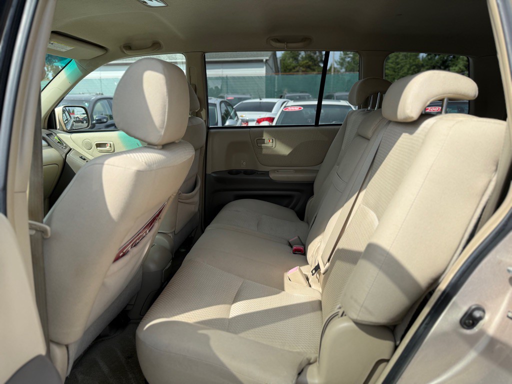 2005 Toyota Highlander Image 12