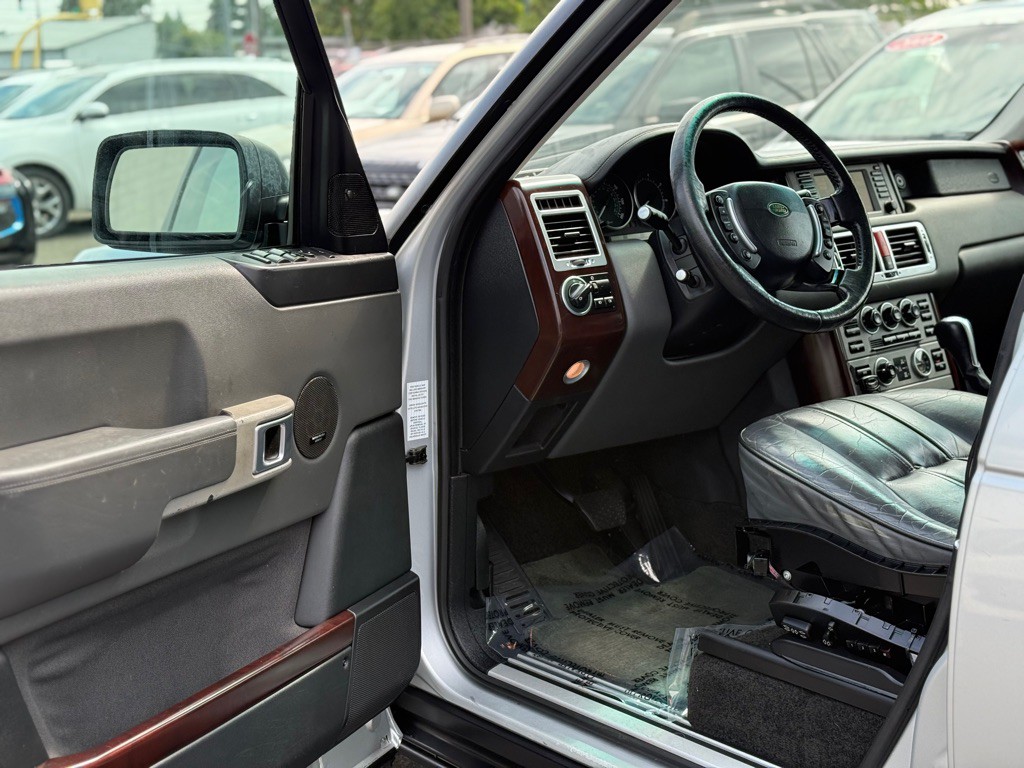 2004 Land Rover Range Rover Image 7