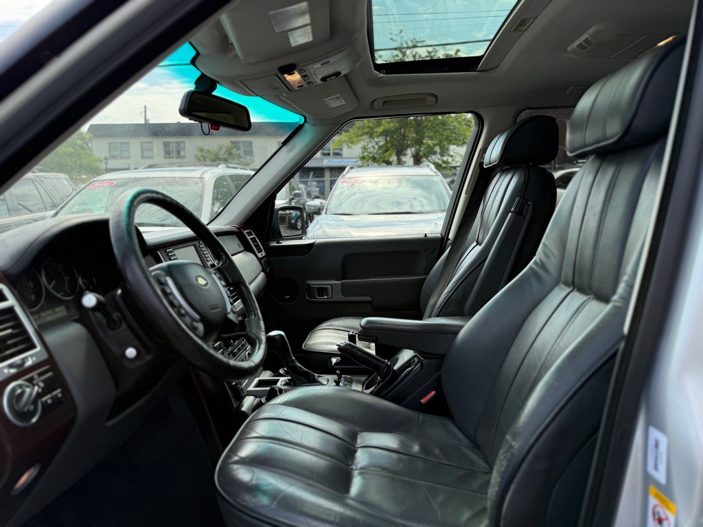 2004 Land Rover Range Rover Image 8