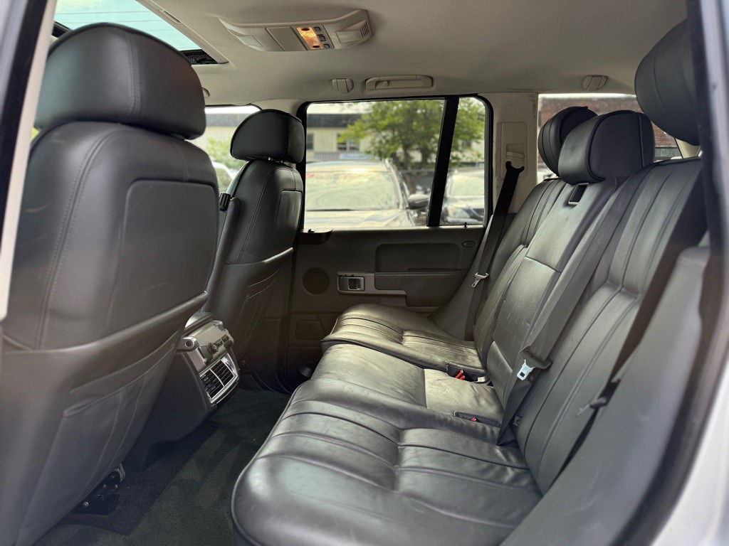 2004 Land Rover Range Rover Image 10